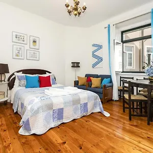 Retro M2 R4 - Lovely Double With Shared Bathroom Pensión